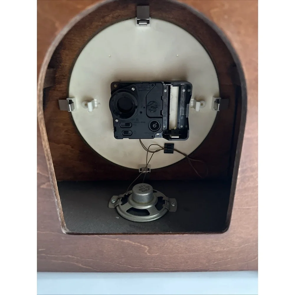 Howard Miller Quartz Mantel Clock Dual Chime Model 635-107 Working